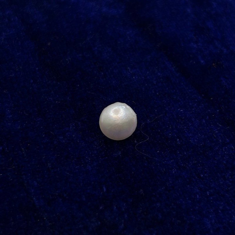 Natural Basra Pearl 3.65 ct (3.97 Ratti)