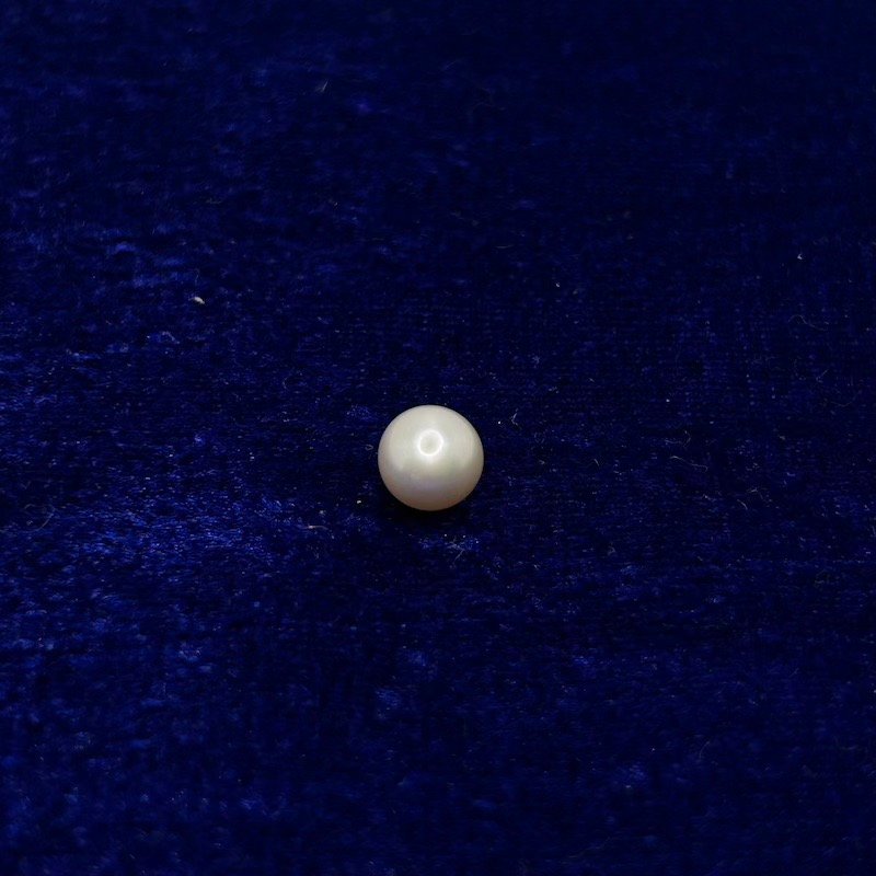 GIA Certified Natural Basra Pearl 3.07 ct (3.35 ratti)