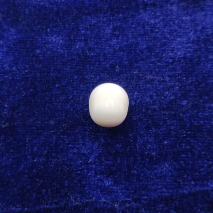 Natural Clam Pearl  7.16 ct (7.80 Ratti)