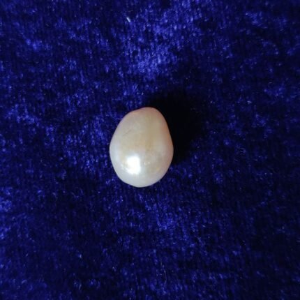 Natural Keshi Pearl   6.85 ct  (7.47 ratti)