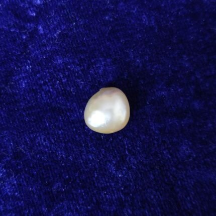 Natural Keshi Pearl  7.25 ct (7.90 ratti)