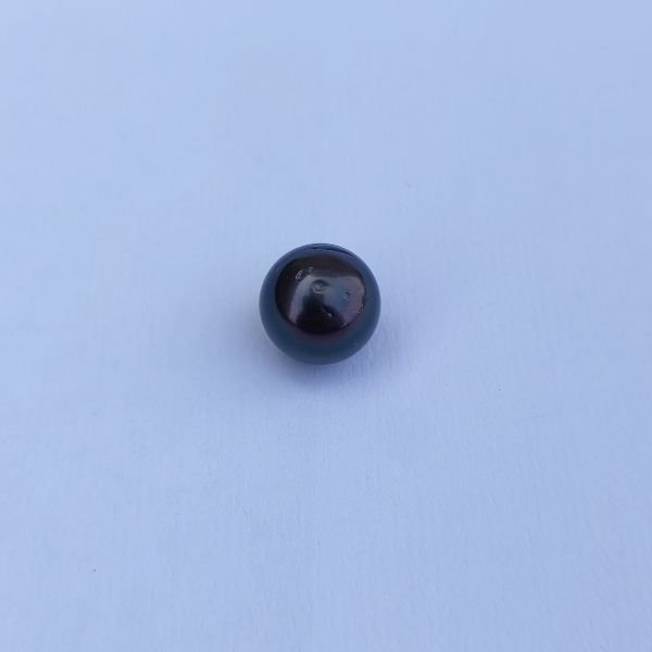 Tahitian Pearl 9.30 ct (10.23 ratti)